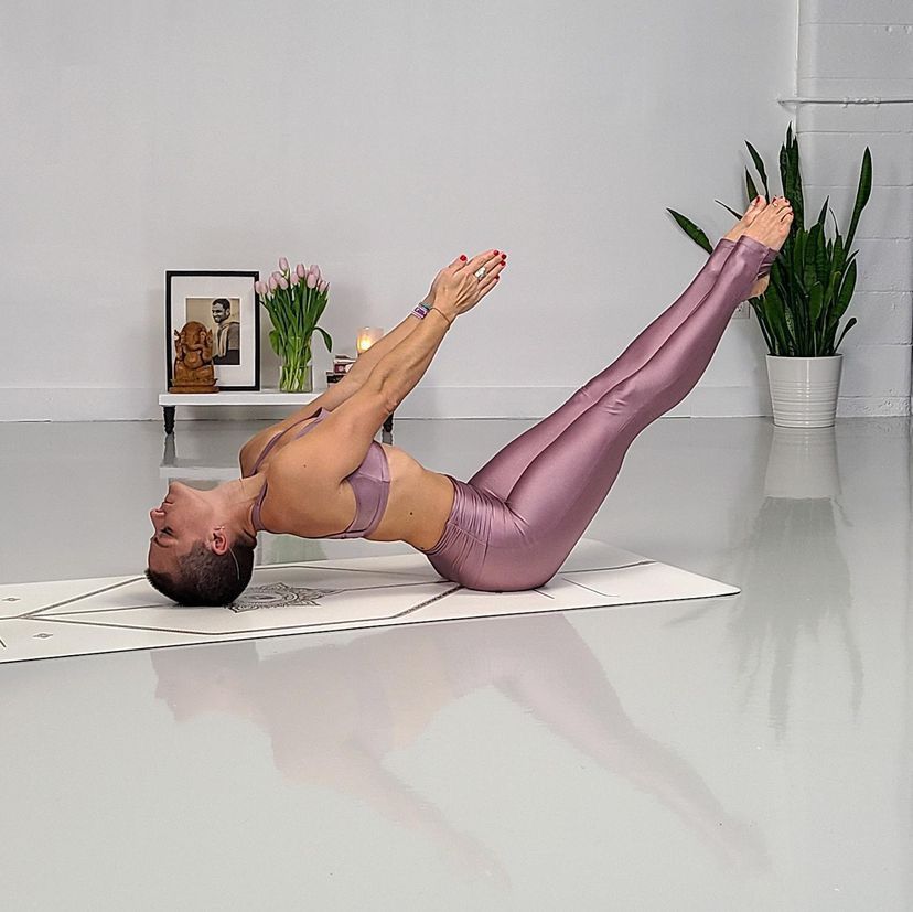 Alo Yoga Goddess Legging Pink Size M - $30 (68% Off Retail) - From